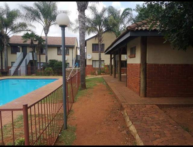 1 BEDROOM APARTMENT FOR SALE IN PHILIP NEL PARK